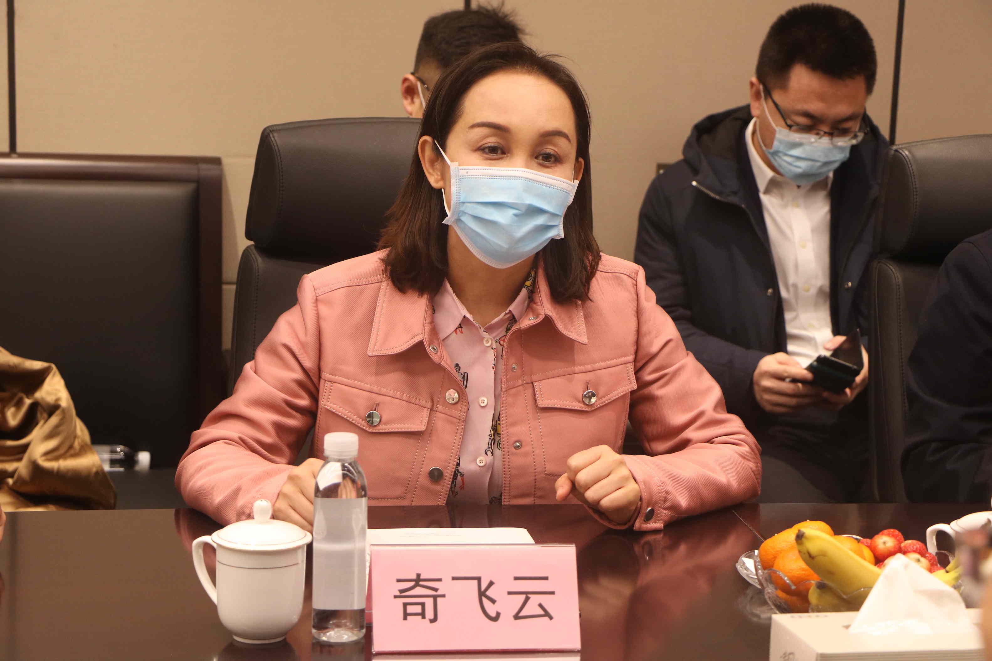  內蒙古烏蘭察布市委副書記、市長奇飛云調研南大光電(圖3)